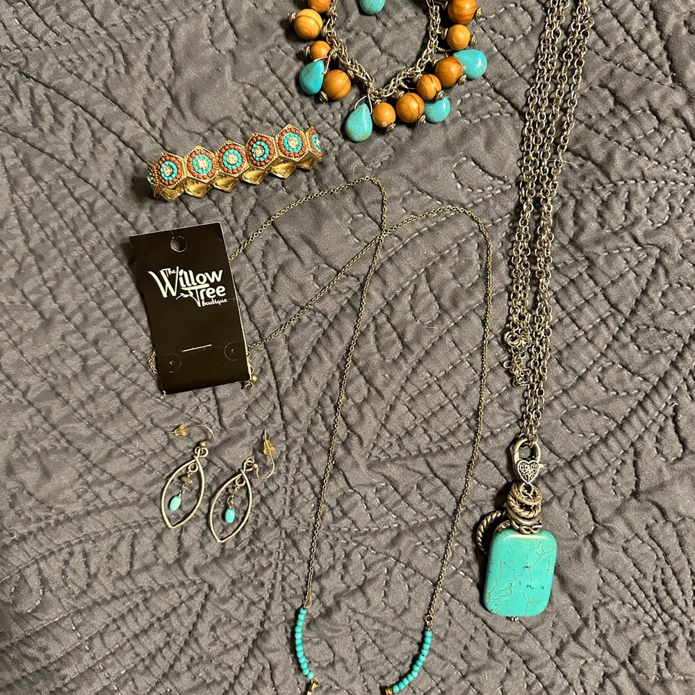 Willow Tree Turquoise and Gold Jewelry Set
